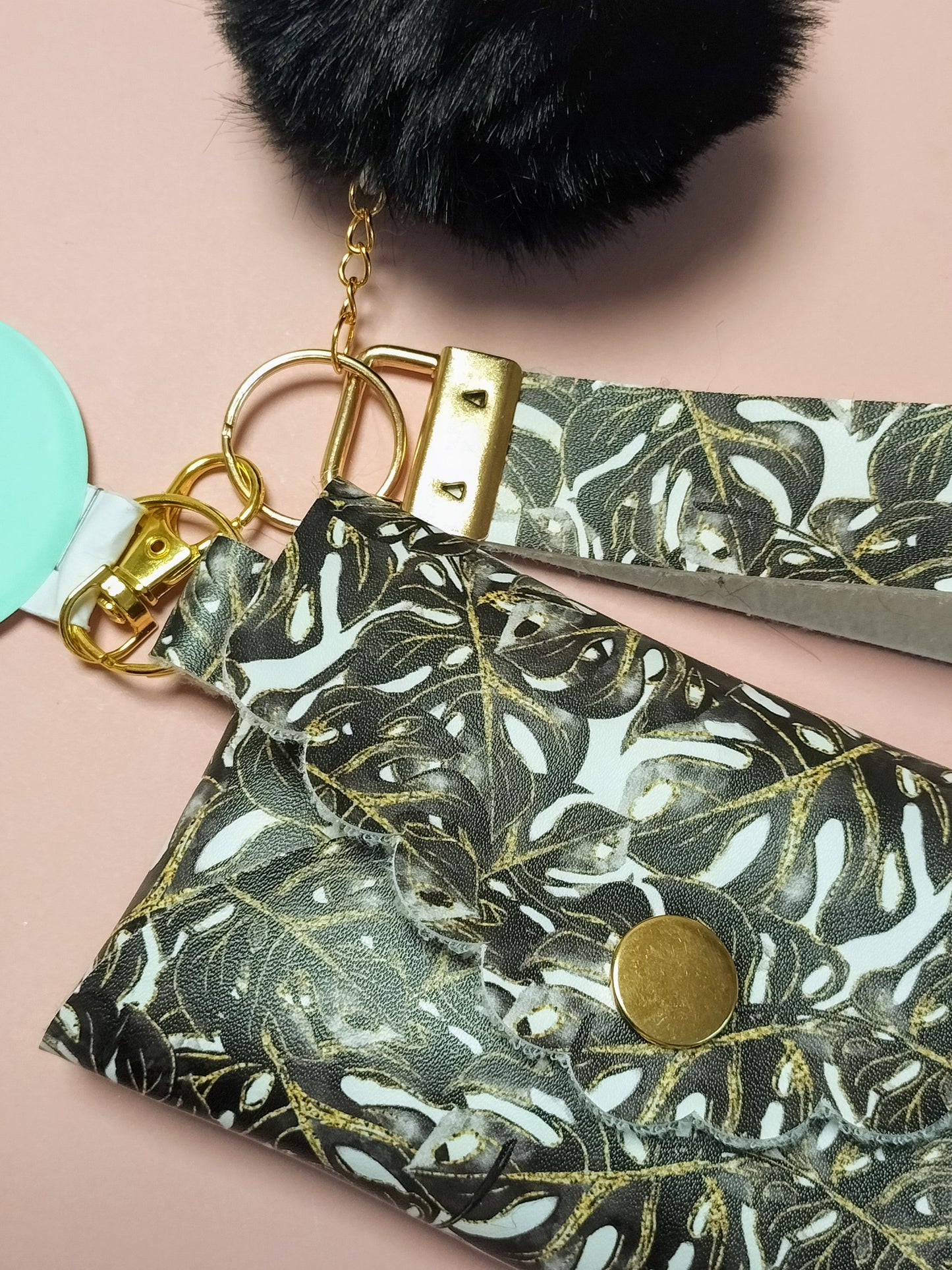 BE UNIQUE WRISTLET STARTER SET - TROPICAL LEAVES